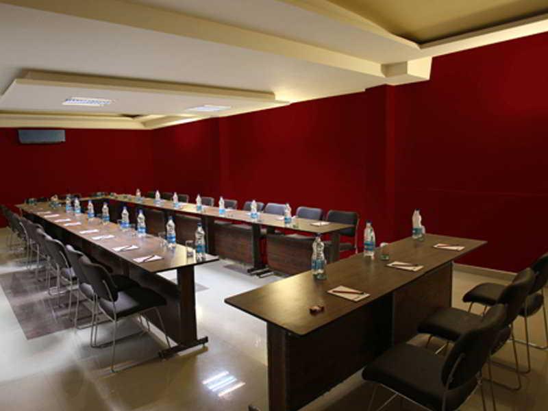 Emblem Hotel Sector 14 Gurgaon Zakenleven foto