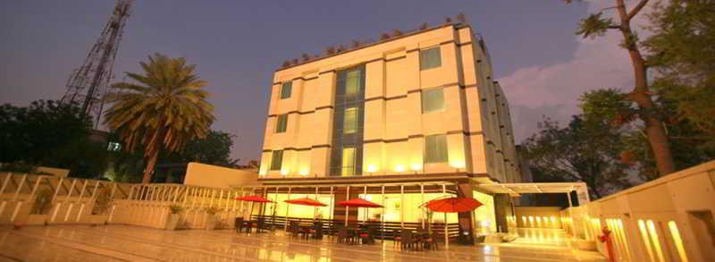 Emblem Hotel Sector 14 Gurgaon Buitenkant foto